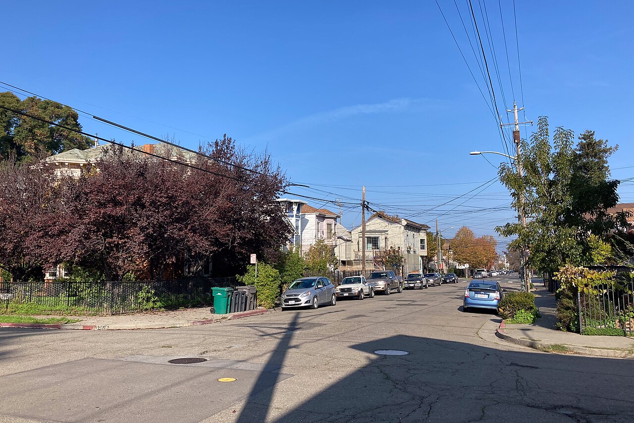 Residential streets and rooftops in West Oakland